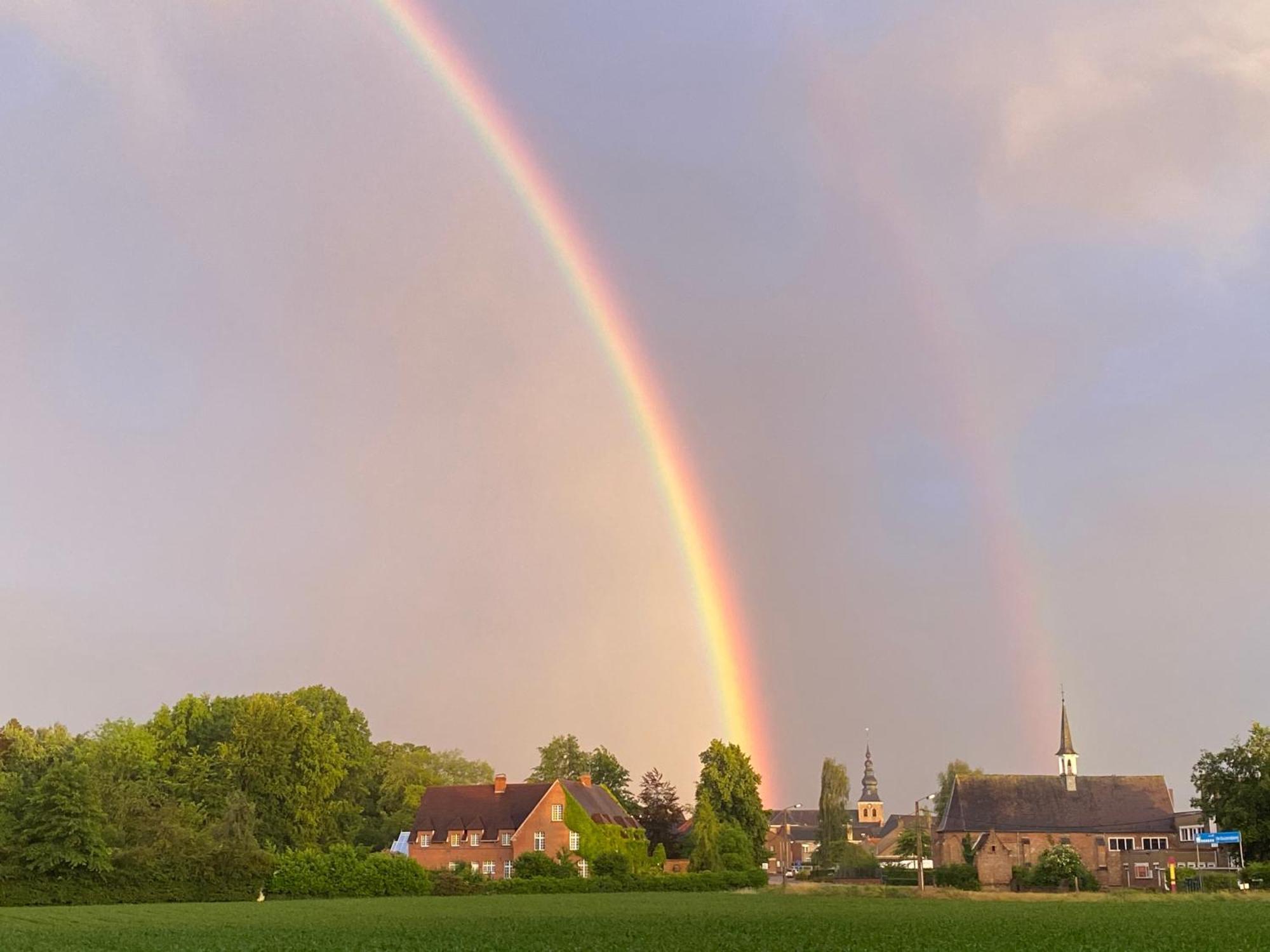 Het Bed Van Den Doktoor Meerhout Dış mekan fotoğraf